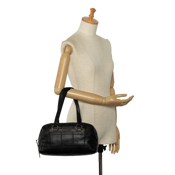シャネル チョコバー ロゴプレート ミニボストンバッグ ハンドバッグ ブラック キャンバス レディース CHANEL 【中古】