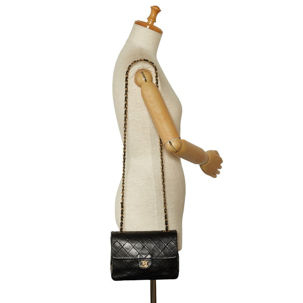 シャネル マトラッセ チェーン ショルダーバッグ ブラック レザー レディース CHANEL 【中古】