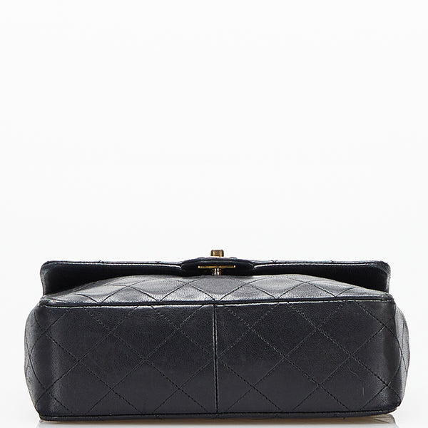 シャネル ミニ マトラッセ ココマーク ゴールド金具 チェーン ショルダーバッグ ブラック レザー レディース CHANEL 【中古】