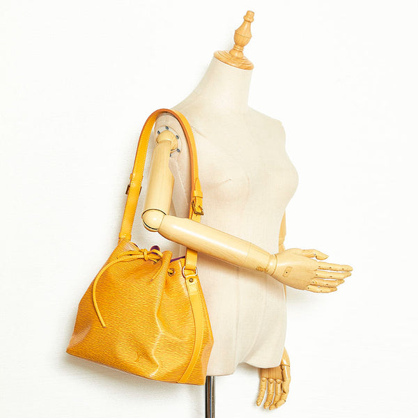 ルイ ヴィトン エピ プチノエ ショルダーバッグ M44109 タッシリイエロー レザー レディース LOUIS VUITTON 【中古】