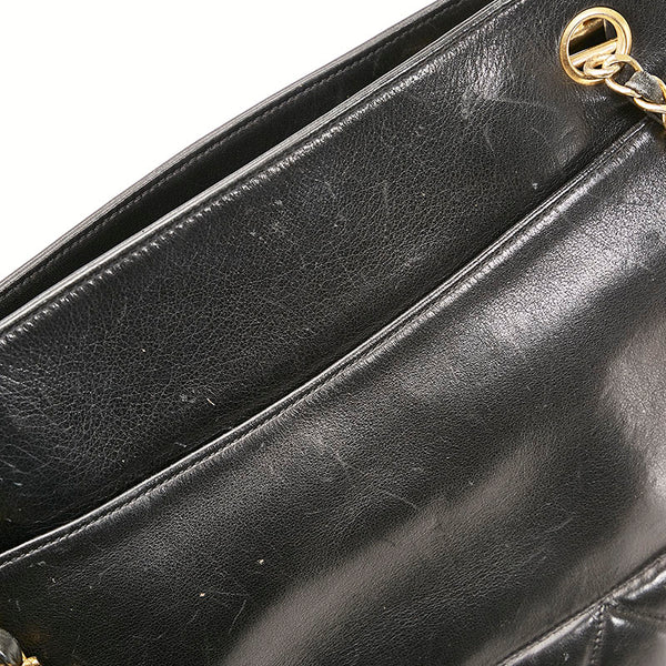 シャネル マトラッセ チェーン ショルダーバッグ ブラック レザー レディース CHANEL 【中古】
