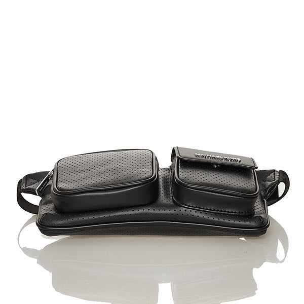 マイケルコース ブラック レザー ボディバッグ メンズ Michael Kors 【中古】