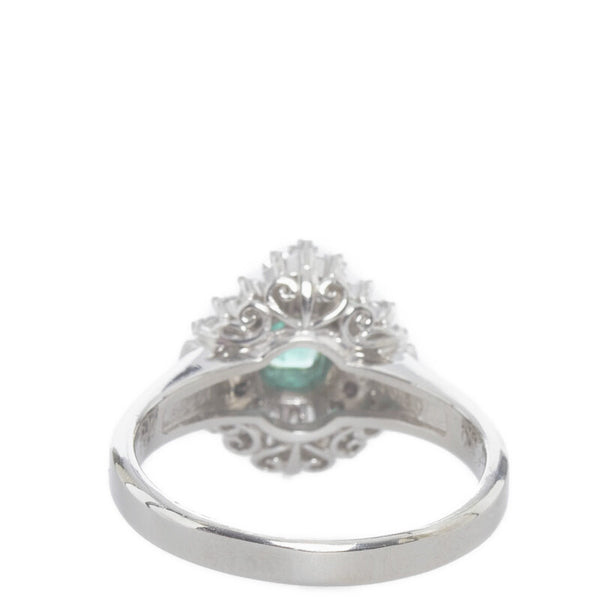 Pt900 プラチナ エメラルド0.31ct ダイヤ0.49ct Pt900　E0.31　D0.49　7.4ｇ リング 指輪 レディース 14.5号 【中古】