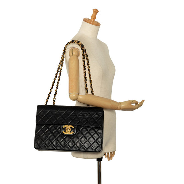 シャネル デカマトラッセ30 ココマーク チェーン 斜め掛け ショルダーバッグ ブラック レザー レディース CHANEL 【中古】