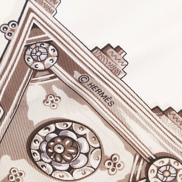 エルメス カレ90 PARURES DES SABLES 砂漠のアクセサリー スカーフ ホワイト グレー シルク レディース HERMES 【中古】