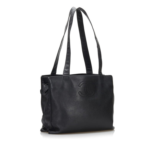 シャネル ココマーク ショルダーバッグ ブラック ラムスキン レディース CHANEL 【中古】