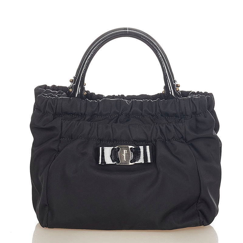 サルヴァトーレフェラガモ ヴァラリボン ブラック ナイロン パテントレザー ハンドバッグ ショルダーバッグ 2WAY レディース Salvatore Ferragamo 【中古】