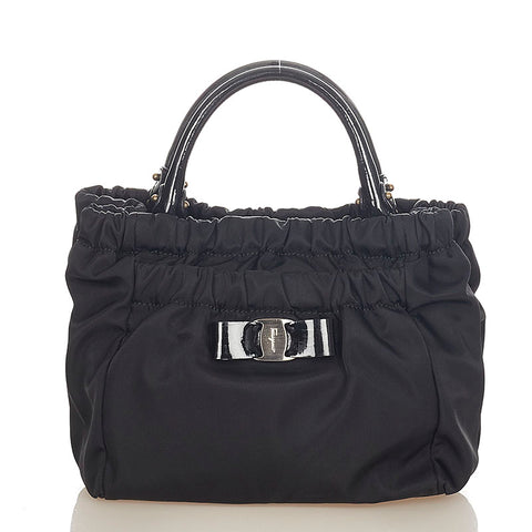 サルヴァトーレフェラガモ ヴァラリボン ブラック ナイロン パテントレザー ハンドバッグ ショルダーバッグ 2WAY レディース Salvatore Ferragamo 【中古】