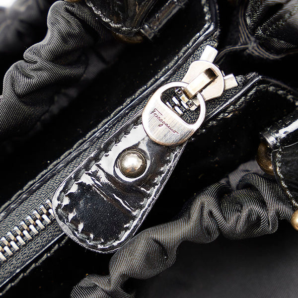 サルヴァトーレフェラガモ ヴァラリボン ブラック ナイロン パテントレザー ハンドバッグ ショルダーバッグ 2WAY レディース Salvatore Ferragamo 【中古】