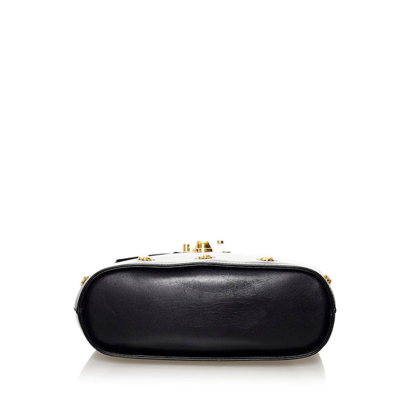 サルヴァトーレフェラガモ ハンドバッグ ショルダーバッグ 2WAY DQ-21 1668 ブラック レザー レディース Salvatore Ferragamo 【中古】