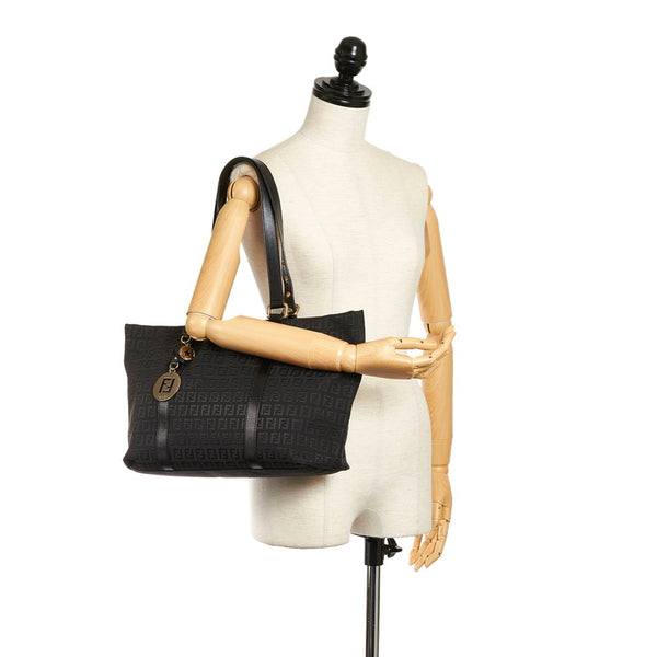 フェンディ ズッキーノ トートバッグ ショルダーバッグ 8BH215 ブラック シルバー キャンバス レザー レディース FENDI 【中古】