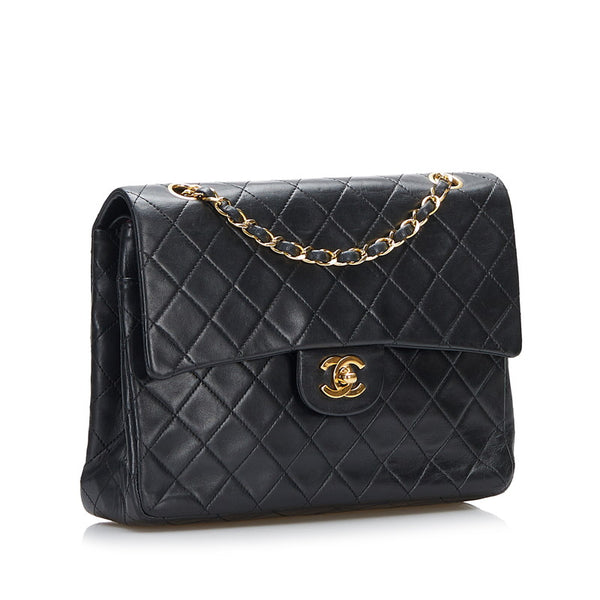 シャネル マトラッセ ダブルフラップ ゴールド金具 チェーン ショルダーバッグ  ブラック ラムスキン レザー レディース CHANEL 【中古】