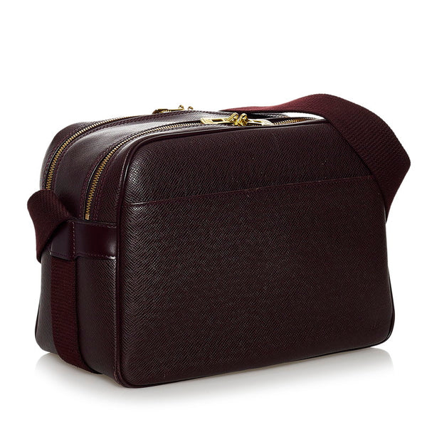 ルイ ヴィトン タイガ リポーターPM M30156 アカジュー レザー 斜め掛け ショルダーバッグ レディース LOUIS VUITTON 【中古】