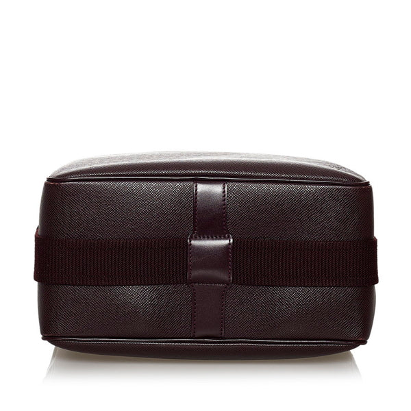 ルイ ヴィトン タイガ リポーターPM M30156 アカジュー レザー 斜め掛け ショルダーバッグ レディース LOUIS VUITTON 【中古】