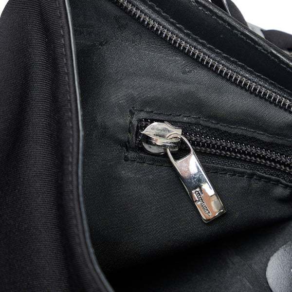 サルヴァトーレフェラガモ ワンショルダーバッグ ハンドバッグ D218801 ブラック キャンバス レディース Salvatore Ferragamo 【中古】