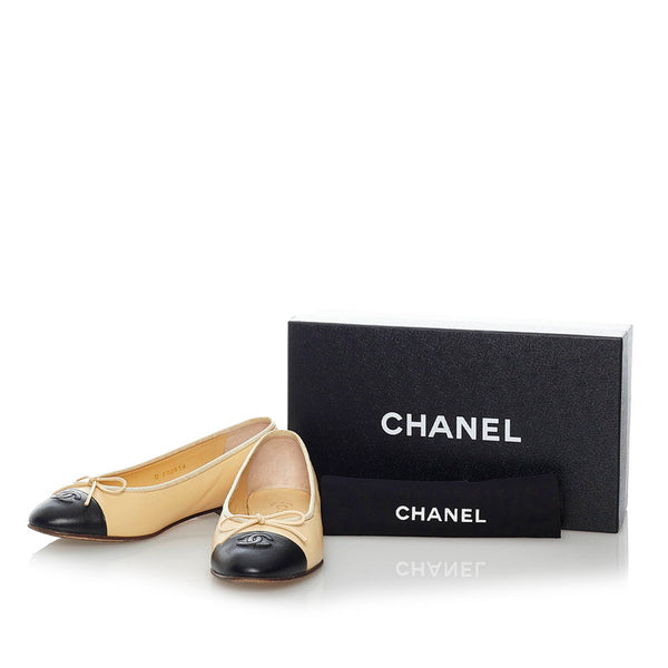 シャネル ココマーク パンプス クリーム ベージュ レザー レディース CHANEL 【中古】