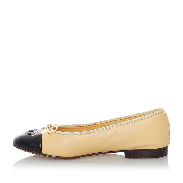 シャネル ココマーク パンプス クリーム ベージュ レザー レディース CHANEL 【中古】