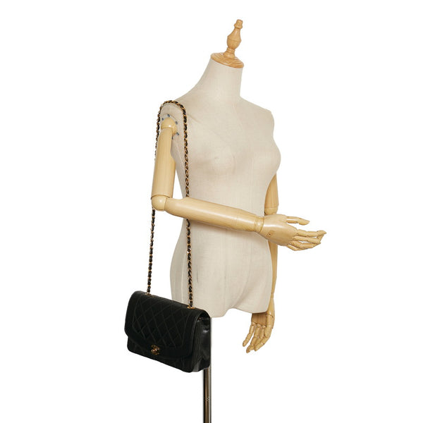 シャネル マトラッセ ダイアナ チェーン ショルダーバッグ ブラック ラムスキン レディース CHANEL 【中古】
