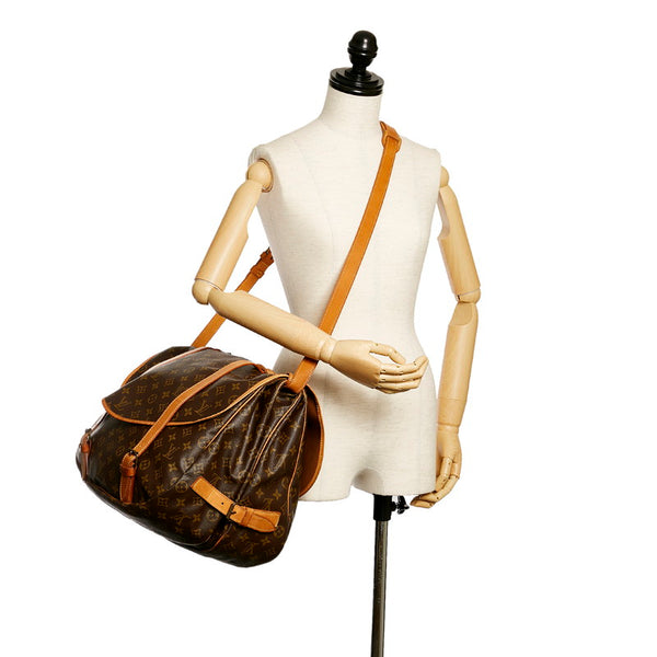 ルイ ヴィトン モノグラム ソミュールGM 斜め掛け ショルダーバッグ M42256 ブラウン PVC レザー レディース LOUIS VUITTON 【中古】