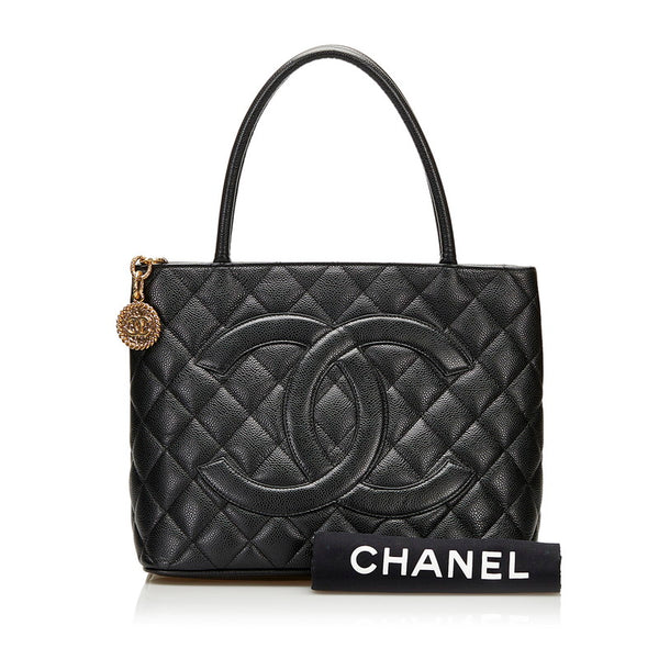 シャネル マトラッセ 復刻トート ハンドバッグ トートバッグ ブラック ゴールド キャビアスキン レディース CHANEL 【中古】