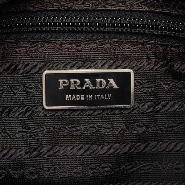 プラダ 三角ロゴプレート 斜め掛け ショルダーバッグ  ブラック ナイロン レディース PRADA 【中古】