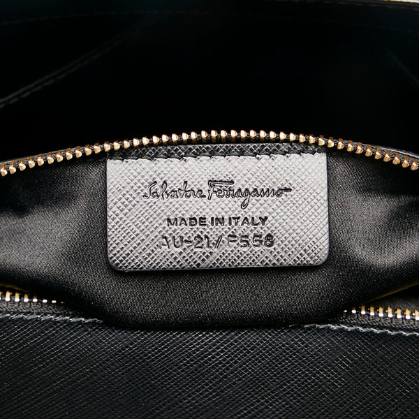 サルヴァトーレフェラガモ ヴァラリボン チェーン ハンドバッグ ショルダーバッグ 2WAY AU-21/F558 ブラック レザー レディース Salvatore Ferragamo 【中古】