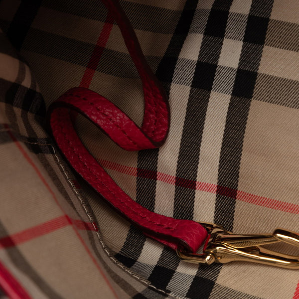 バーバリー ノバチェック ハンドバッグ レッド レザー レディース BURBERRY 【中古】