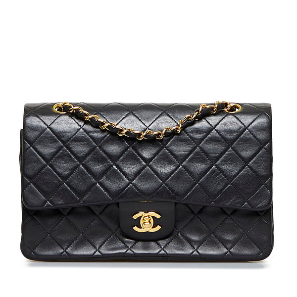 シャネル マトラッセ ダブルフラップ ゴールド金具 チェーン ショルダーバッグ  ブラック ラムスキン レディース CHANEL 【中古】