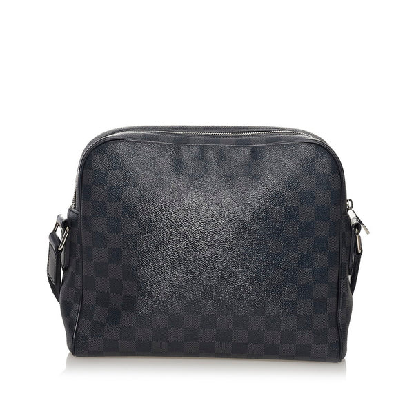 ルイ ヴィトン ダミエ グラフィット デイトンPM 斜め掛け ショルダーバッグ N41408 ブラック PVC レザー レディース LOUIS VUITTON 【中古】