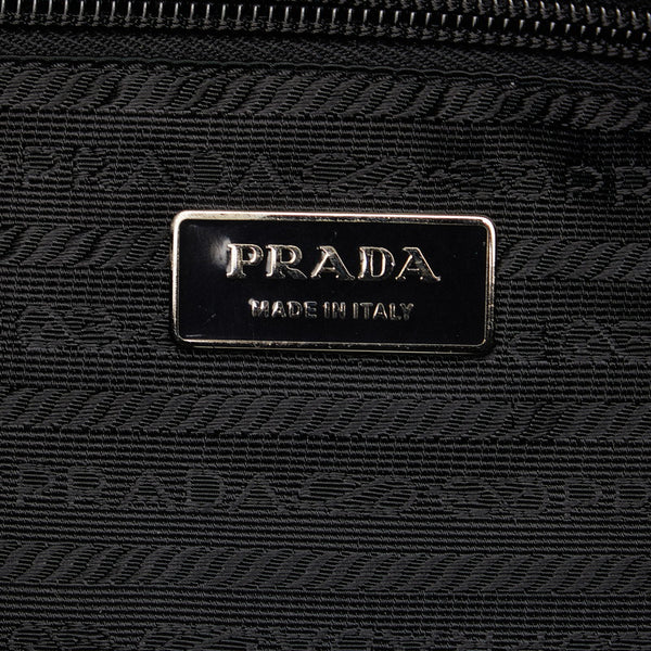 プラダ サフィアーノ 三角ロゴプレート 斜め掛け ショルダーバッグ  ブラック ナイロン レザー レディース PRADA 【中古】