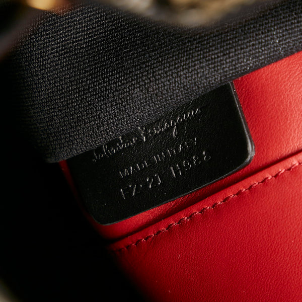 サルヴァトーレフェラガモ ガンチーニ リュック バックパック FZ-21 H988 ベージュ ブラック PVC レザー レディース Salvatore Ferragamo 【中古】