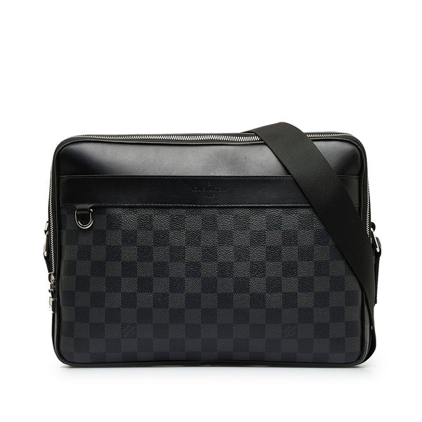ルイ ヴィトン ダミエ グラフィット トロカデロ メッセンジャーMM ショルダーバッグ N40088 ブラック PVC レザー メンズ LOUIS VUITTON 【中古】