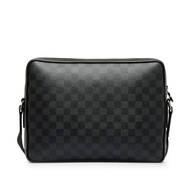 ルイ ヴィトン ダミエ グラフィット トロカデロ メッセンジャーMM ショルダーバッグ N40088 ブラック PVC レザー メンズ LOUIS VUITTON 【中古】