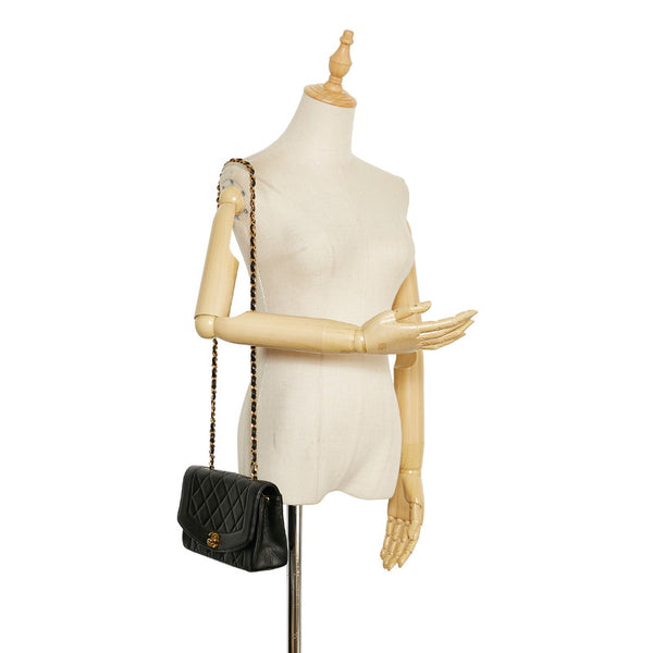 シャネル マトラッセ ダイアナ チェーン ショルダーバッグ ブラック ゴールド ラムスキン レディース CHANEL 【中古】