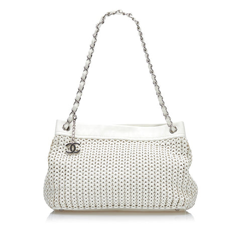 シャネル チェーン ショルダーバッグ ホワイト レザー レディース CHANEL 【中古】