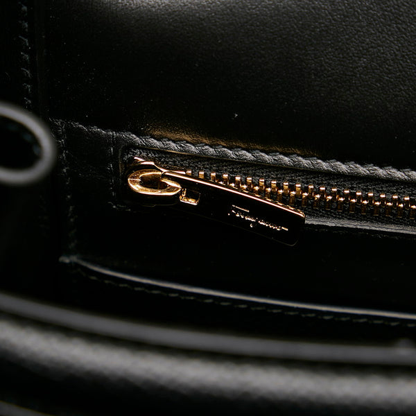 サルヴァトーレフェラガモ ヴァラリボン チェーン ハンドバッグ ショルダーバッグ 2WAY EZ-21 G697 ブラック レザー レディース Salvatore Ferragamo 【中古】