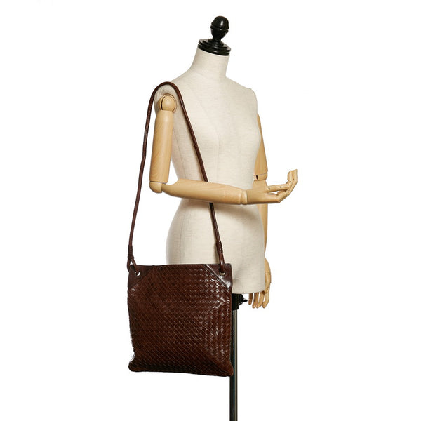 ボッテガヴェネタ イントレチャート 斜め掛け ショルダーバッグ ブラウン レザー レディース BOTTEGAVENETA 【中古】