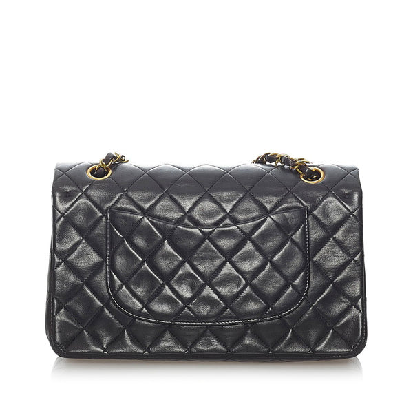 シャネル マトラッセ ダブルフラップ  チェーン ショルダーバッグ  ブラック ラムスキン レディース CHANEL 【中古】