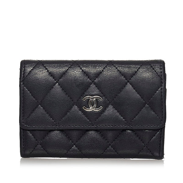 シャネル マトラッセ ブラック レザー カードケース レディース CHANEL 【中古】