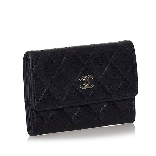 シャネル マトラッセ ブラック レザー カードケース レディース CHANEL 【中古】