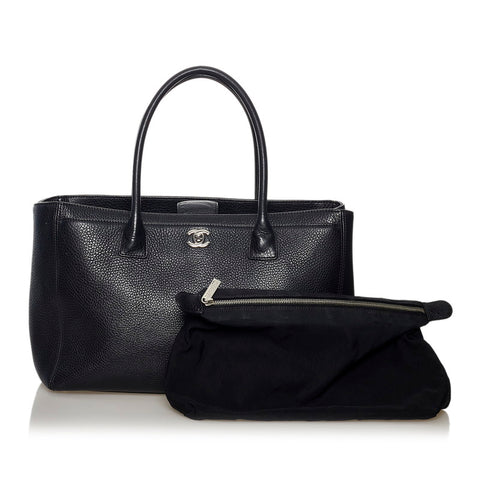 シャネル エクゼクティブライン トートバッグ ブラック シルバー レザー レディース CHANEL 【中古】