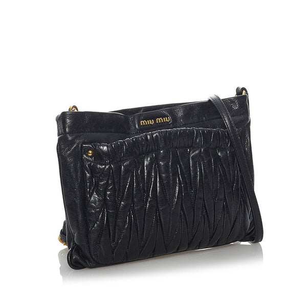 ミュウミュウ マテラッセ  ブラック ゴールド レザー 斜めがけ ショルダー レディース MIUMIU 【中古】