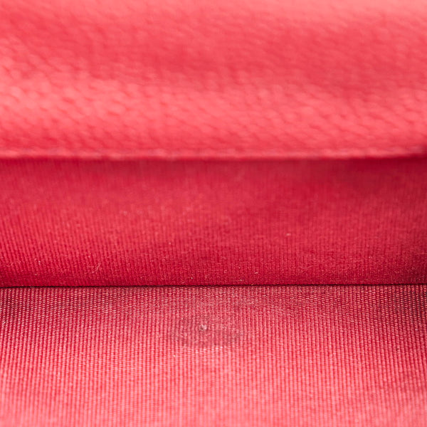 シャネル カメリア キャビアスキン ピンク レザー 三つ折り財布 レディース CHANEL 【中古】