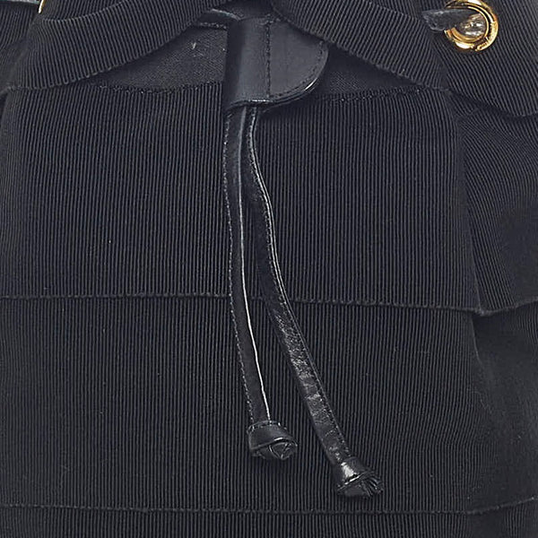 サルヴァトーレフェラガモ ヴァラ ティアード リュック バックパック AU-21 5666 ブラック キャンバス レザー レディース Salvatore Ferragamo 【中古】