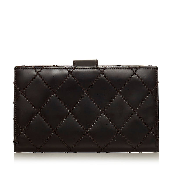 シャネル ワイルドステッチ ココマーク 二つ折り財布 ダークブラウン レザー レディース CHANEL 【中古】