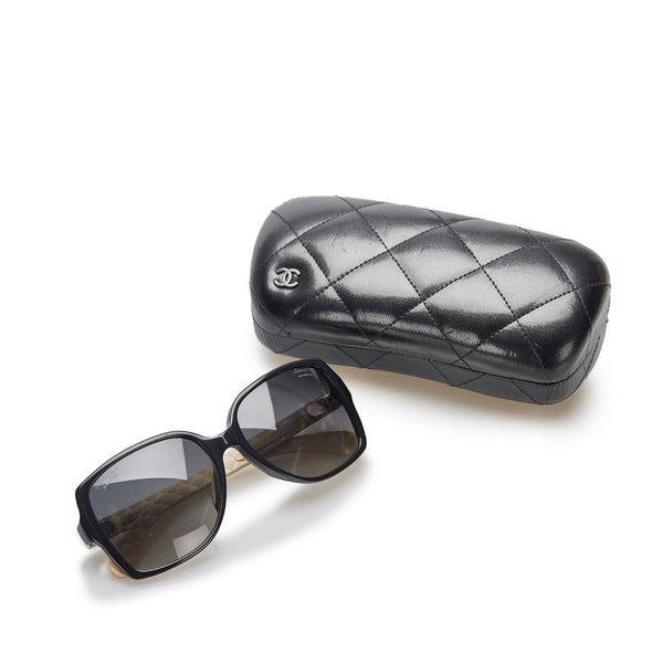 シャネル マトラッセ ココマーク 5289 ブラック ベージュ プラスチック サングラス レディース CHANEL 中古