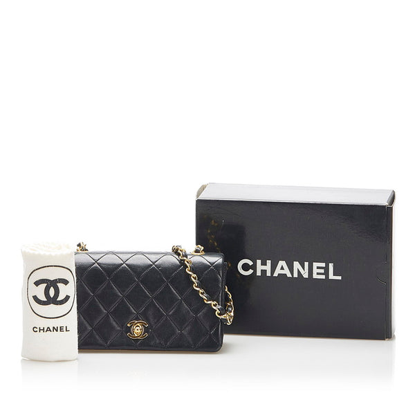 シャネル ミニ マトラッセ ブラック ラムスキン チェーン ショルダーバッグ レディース CHANEL 中古