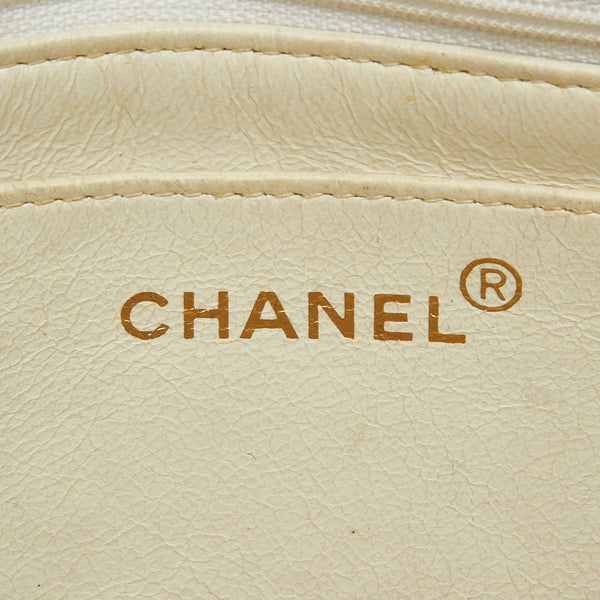 シャネル マトラッセ ダイアナ ココマーク ホワイト ラムスキン チェーン ショルダーバッグ レディース CHANEL 中古