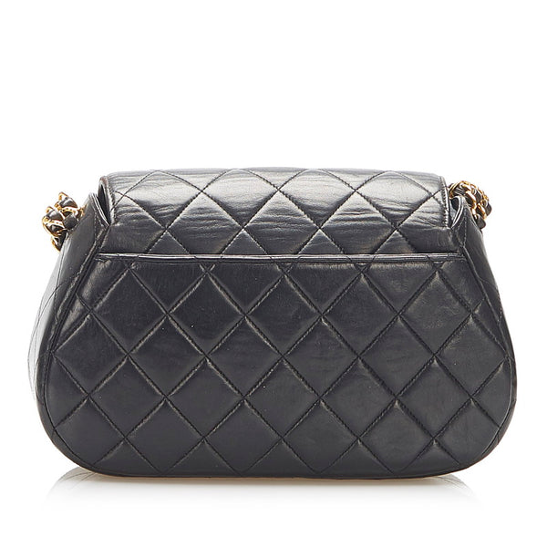 シャネル マトラッセ ブラック ラムスキン ショルダーバッグ レディース CHANEL 中古