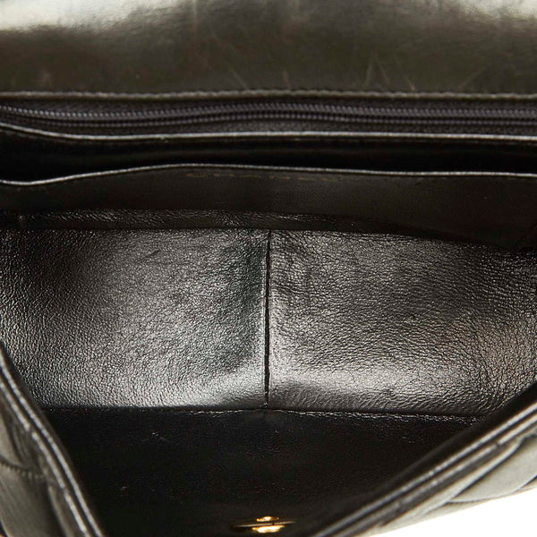 シャネル マトラッセ ブラック ラムスキン ショルダーバッグ レディース CHANEL 中古